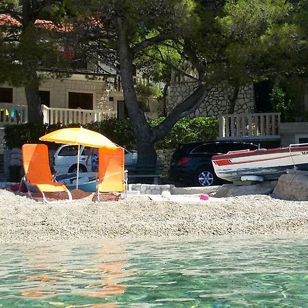 Apartments By The Sea Brela, Makarska - 11821 Екстериор снимка